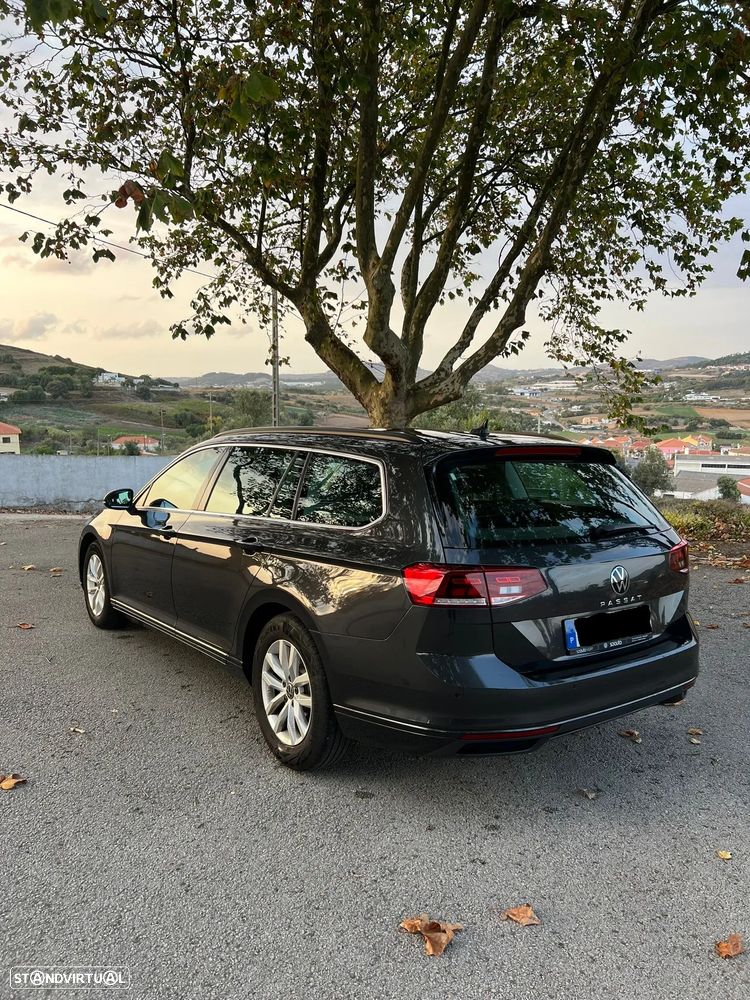 VW Passat Variant 2.0 TDi Conceptline DSG - 7