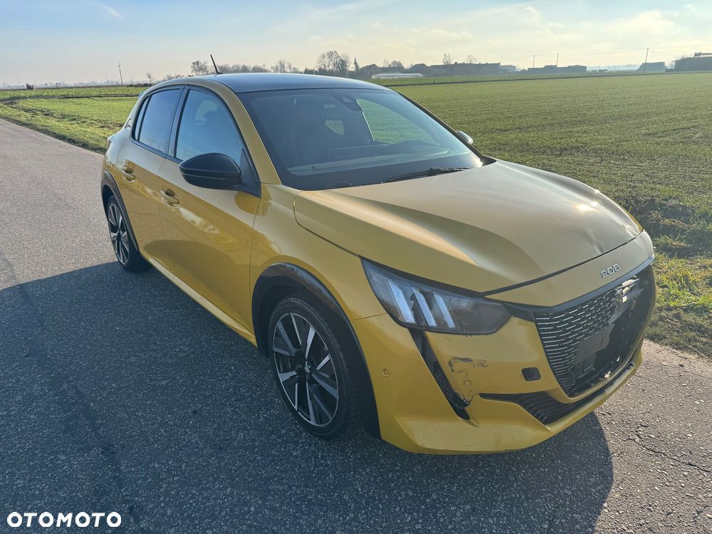 Peugeot 208 PureTech 100 EAT8 GT Pack - 39