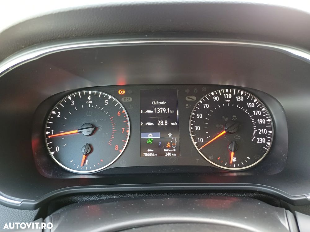 Renault Megane TCe 140 GPF Zen - 21