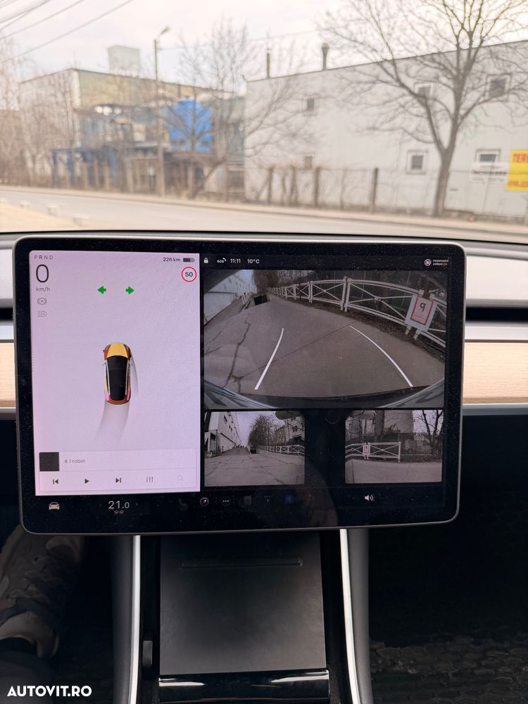 Tesla Model 3 Standard Reichweite Plus Hinterradantrieb - 9