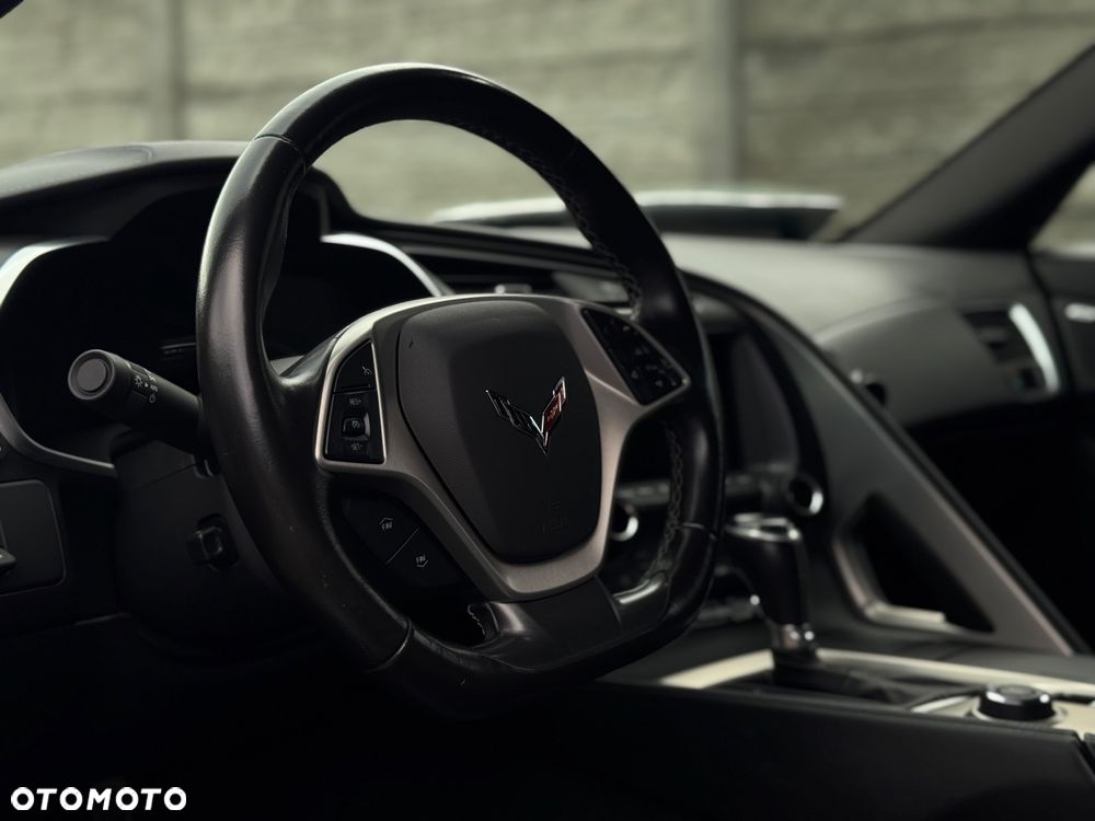 Chevrolet Corvette - 5