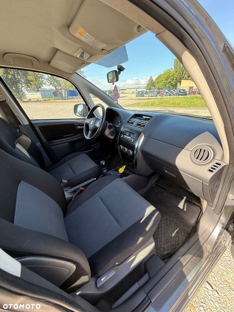 Suzuki SX4 - 15