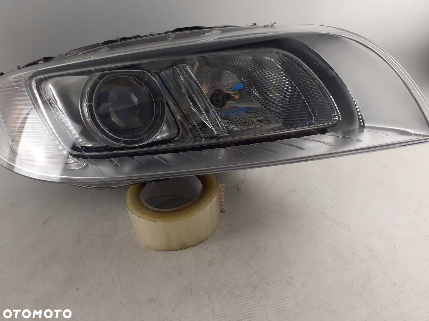 Lampa prawa przód Volvo V70 S80 bi-xenon skr 13-16 - 4