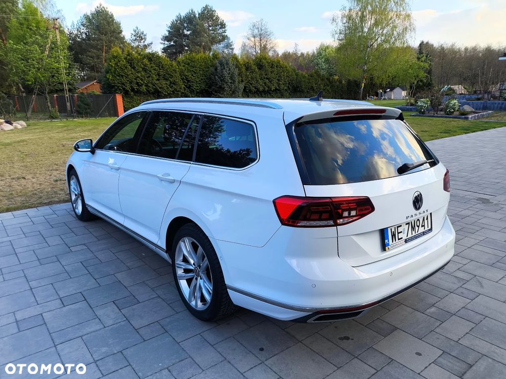 Volkswagen Passat 2.0 TDI EVO Elegance DSG - 12