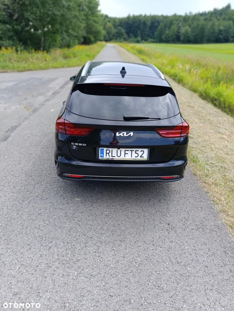 Kia Ceed 1.6 CRDi mHEV Business Line DCT - 8