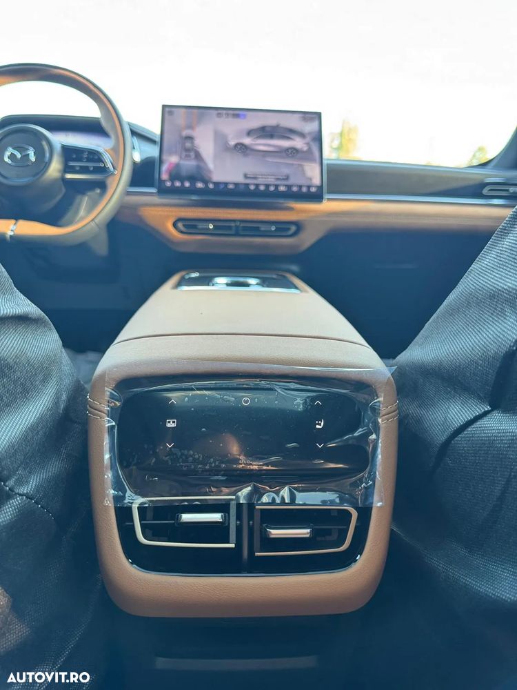 Mazda 6e 68 kW BEV Takumi Plus - 24