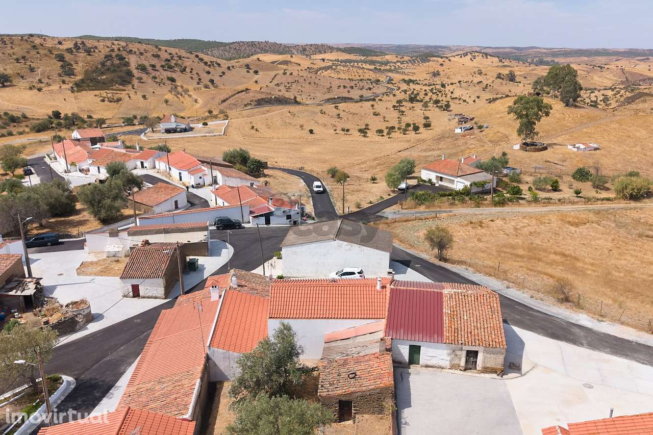 Moradia T4+ 1 mobilada e equipada em Gois, São Miguel do Pereiro,  Mér - Grande imagem: 2/53