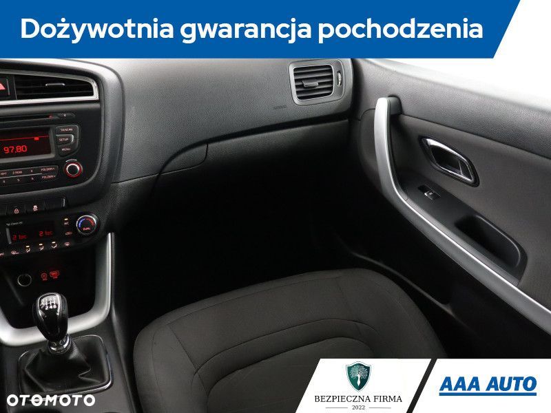 Kia Ceed - 10