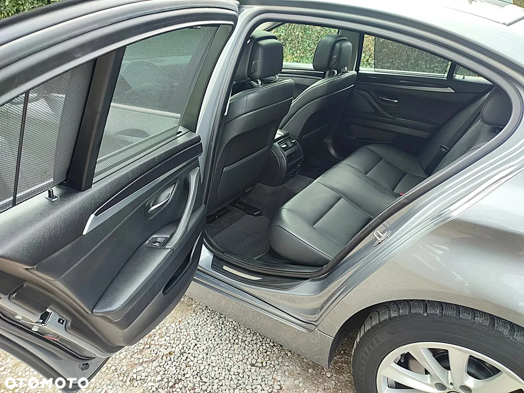 BMW Seria 5 520d - 20