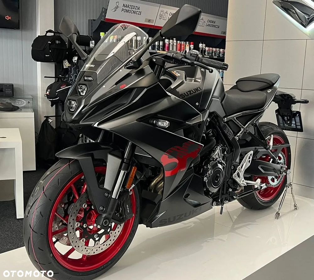 Suzuki GSX-R - 16