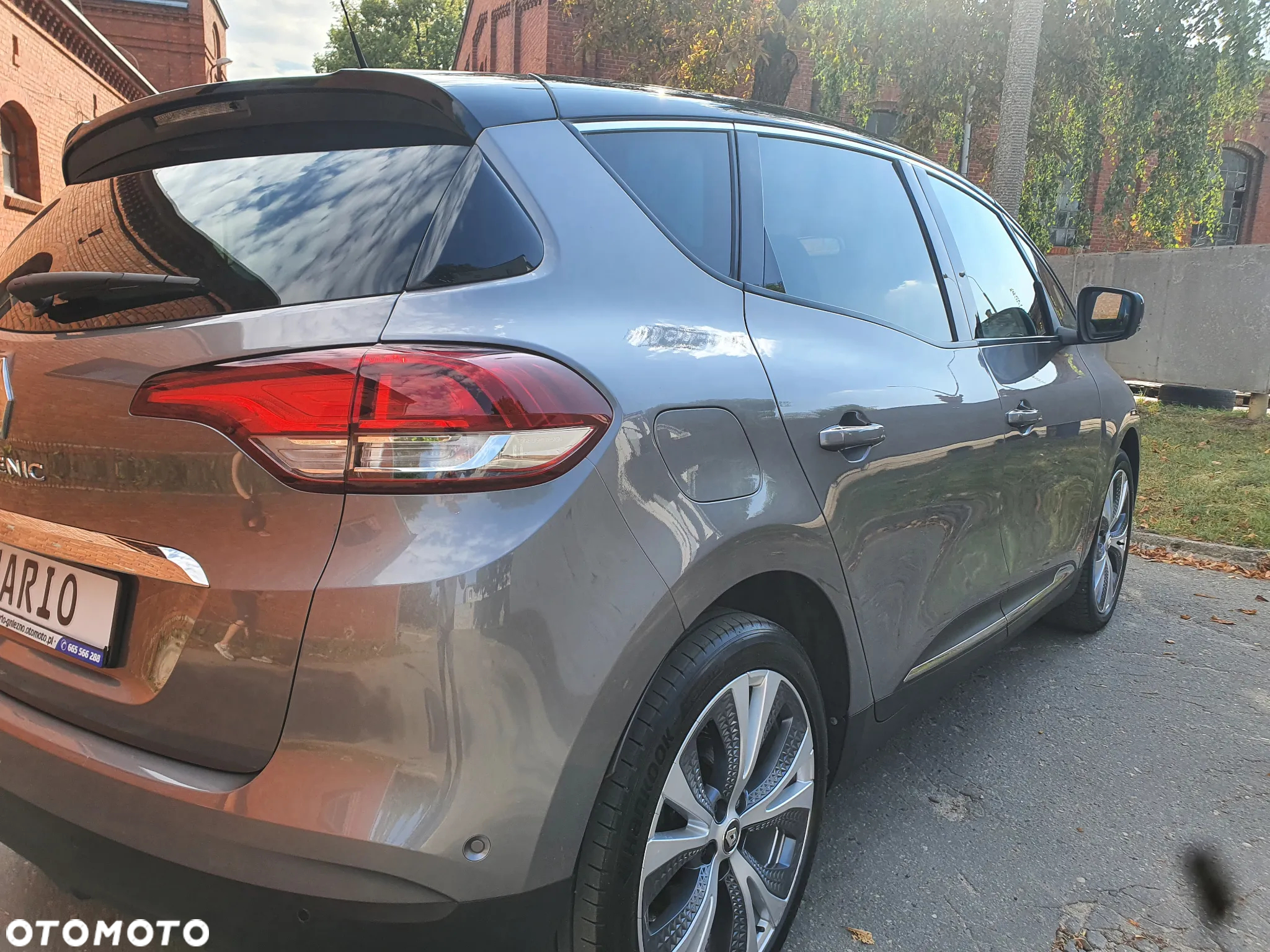 Renault Scenic ENERGY TCe 140 INTENS - 4