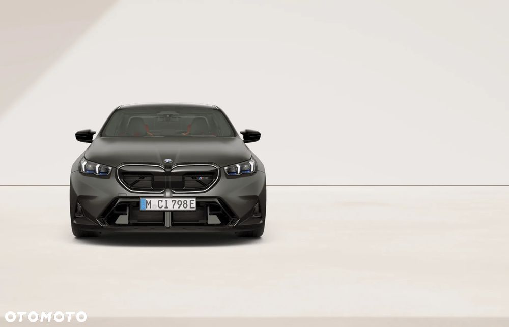 BMW M5 PHEV - 3