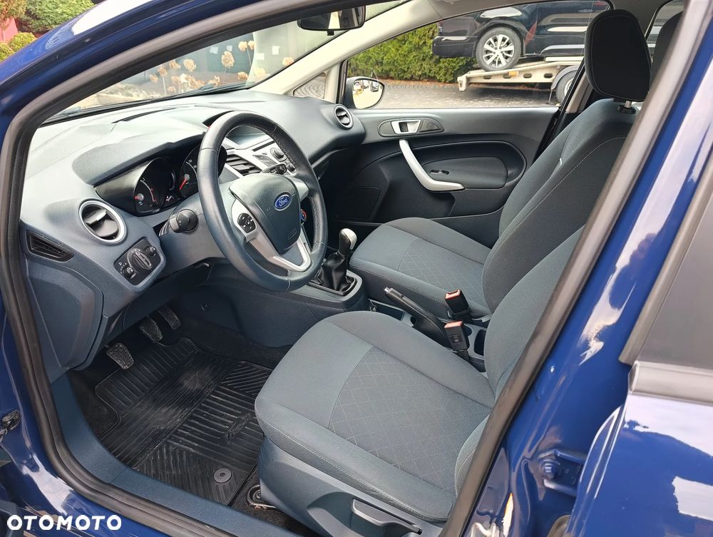 Ford Fiesta 1.25 Champions Edition - 22