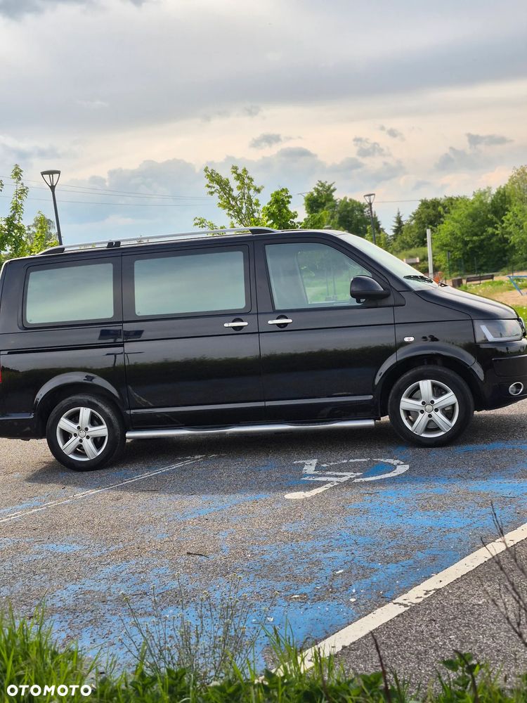 Volkswagen Multivan - 2