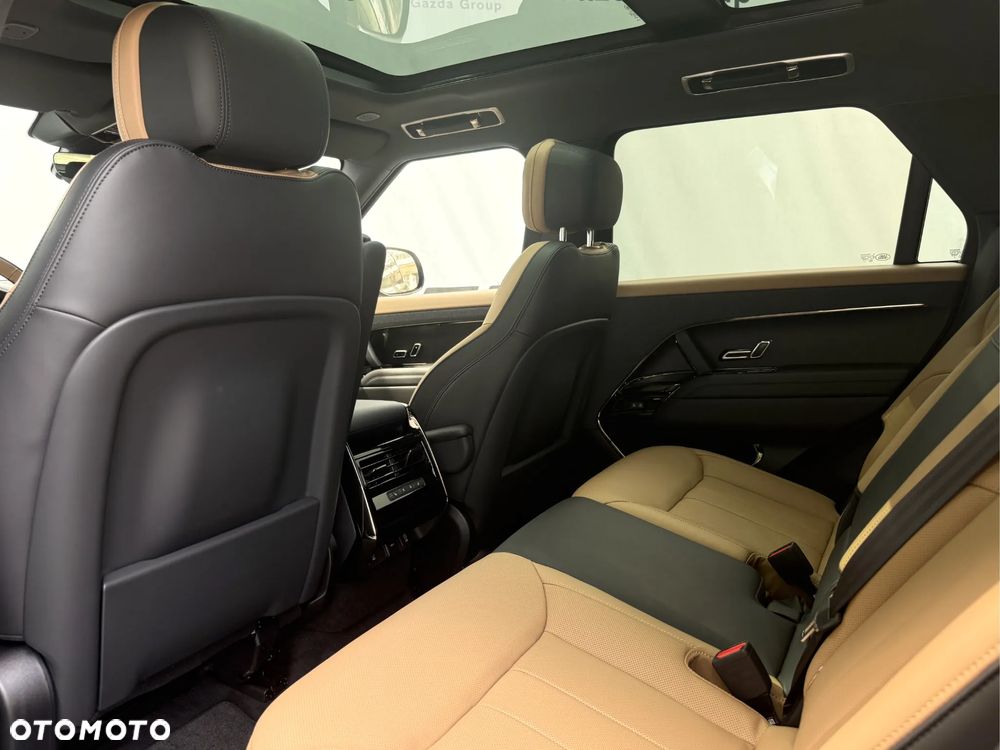 Land Rover Range Rover Sport D300 Dynamic SE - 9