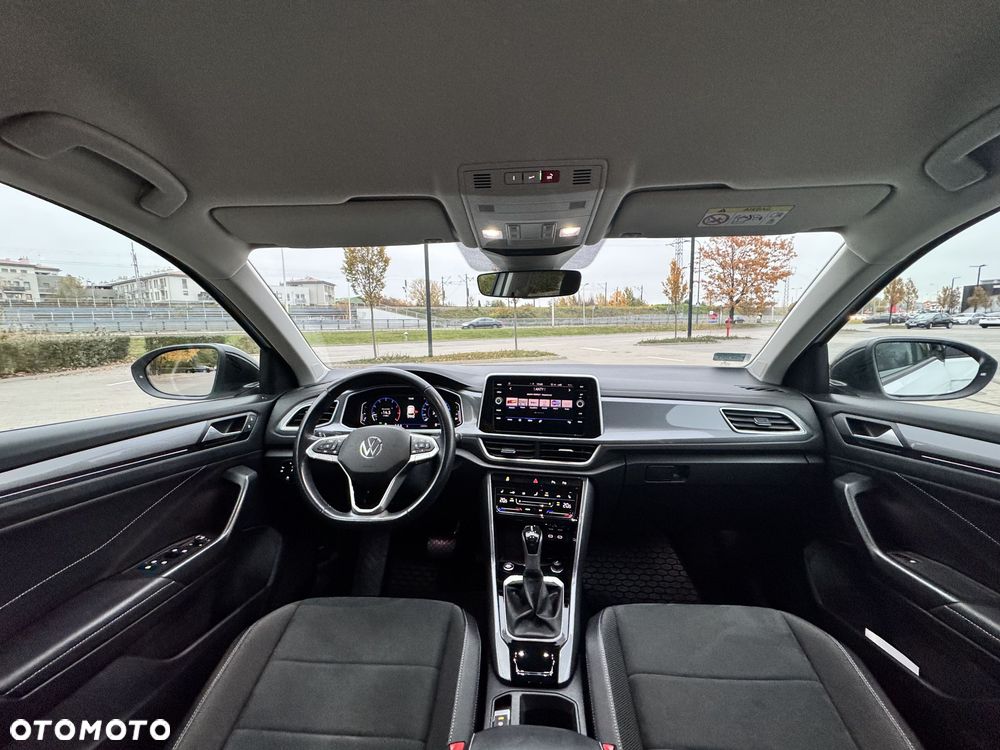 Volkswagen T-Roc 1.5 TSI Style DSG - 25