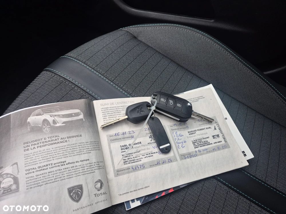 Peugeot 2008 1.2 PureTech Allure Pack S&S - 19