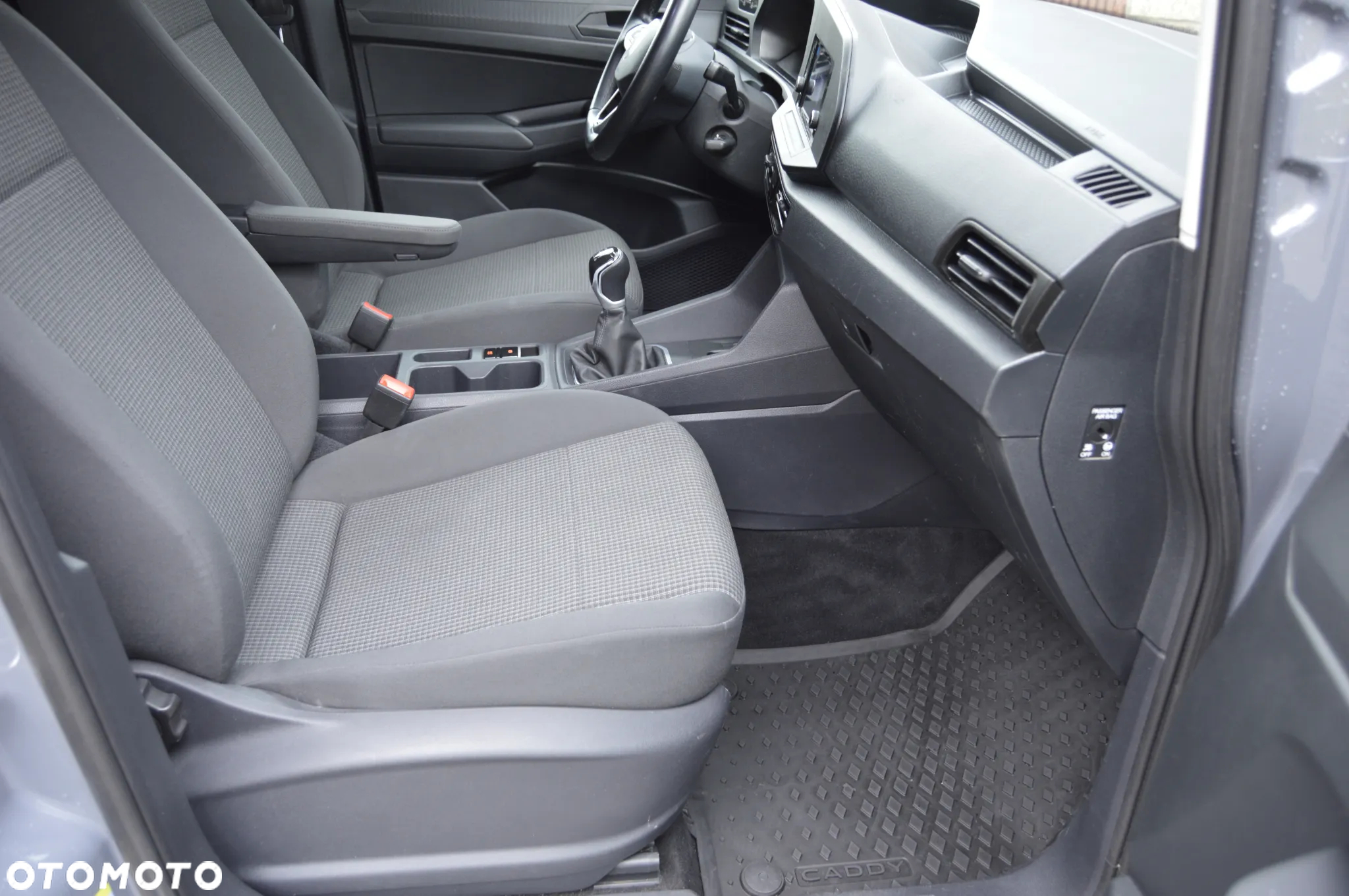 Volkswagen Caddy MAXI - 16