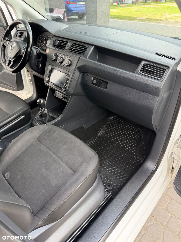 Volkswagen Caddy - 26