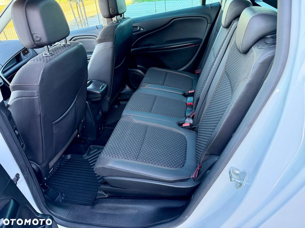 Opel Zafira 1.6 CDTI Cosmo - 10
