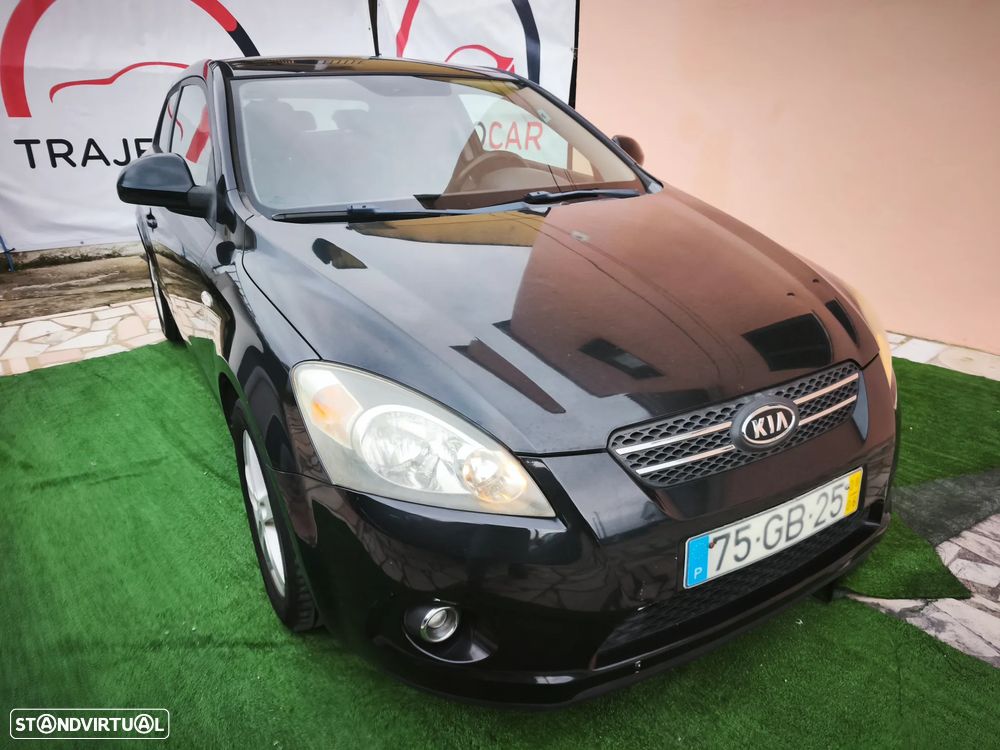 Kia Ceed S Coupé 1.4 CVVT EX - 30