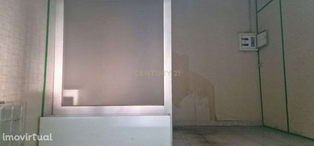 LOJA COMERCIAL OU BOX COM 17 M2 - Grande imagem: 4/8