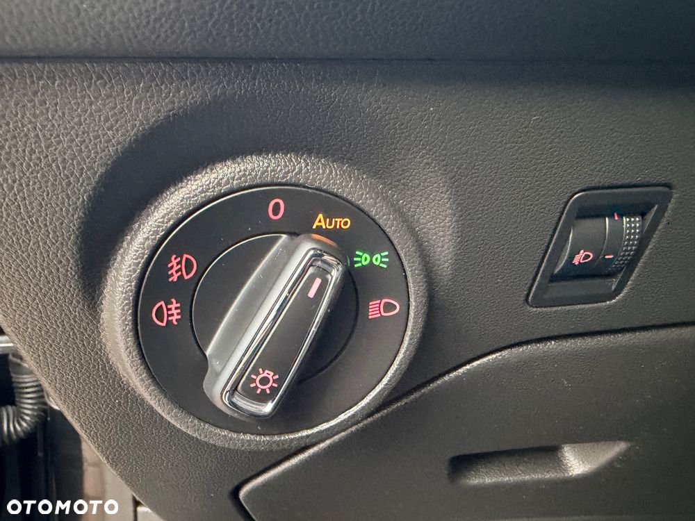 Seat Leon 2.0 TDI DPF Start&Stop Style - 20