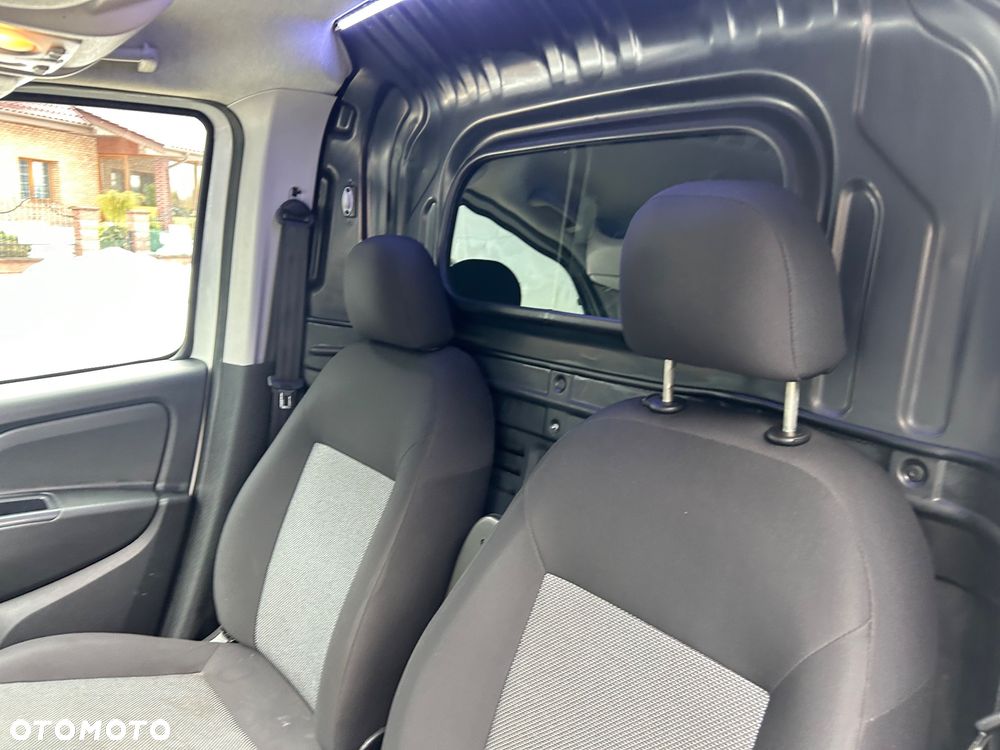 Fiat Doblo - 12