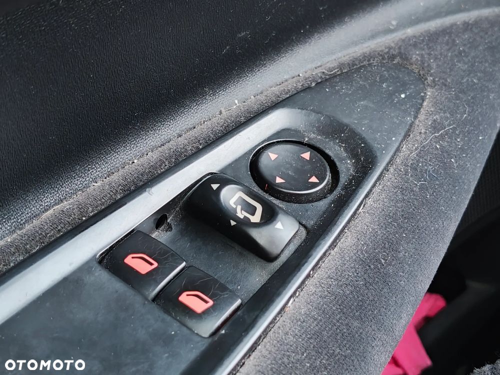 Citroën C4 1.4 16V Impress - 20