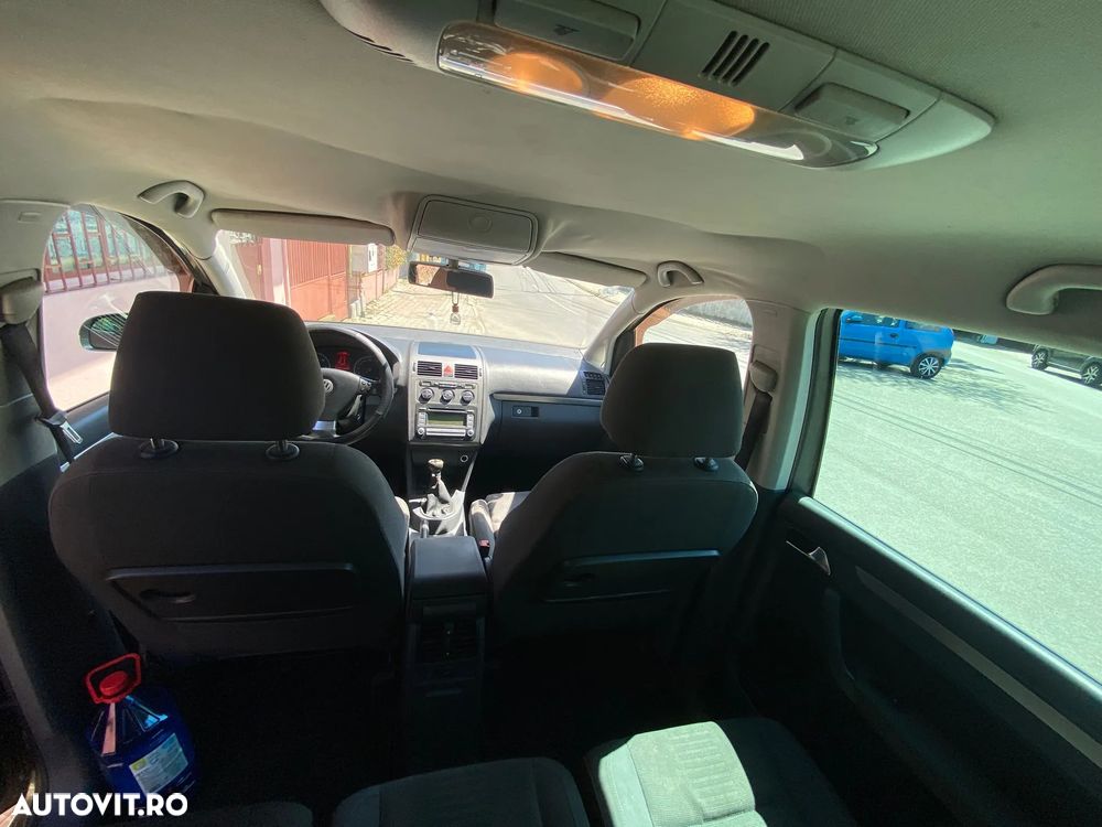 Volkswagen Touran 2.0TDI Highline - 2