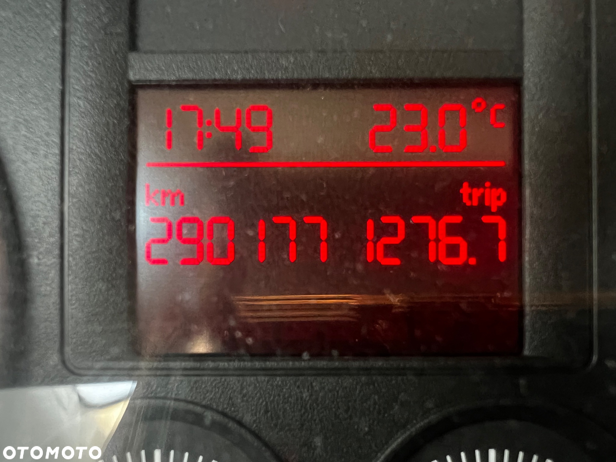 Volkswagen Golf V 1.9 TDI Trendline - 11