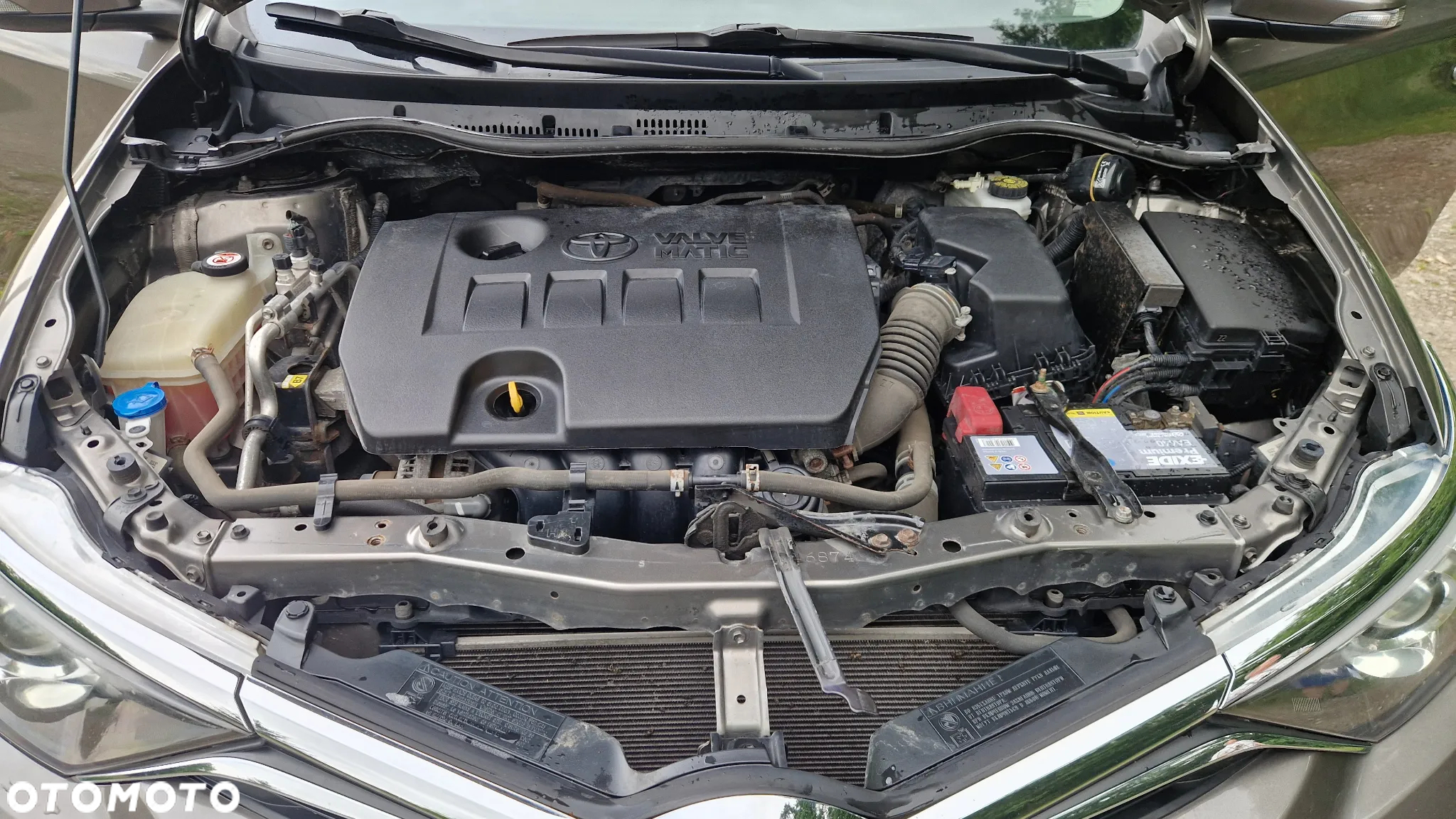 Toyota Auris 1.6 Premium - 20
