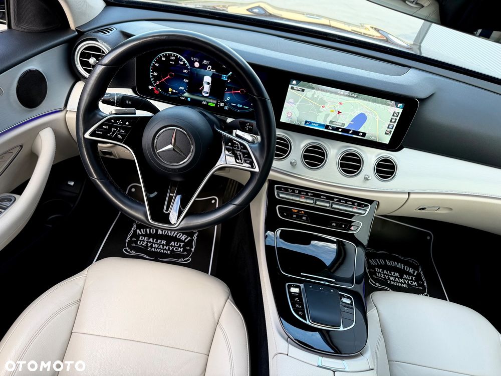 Mercedes-Benz Klasa E 300 9G-TRONIC - 7