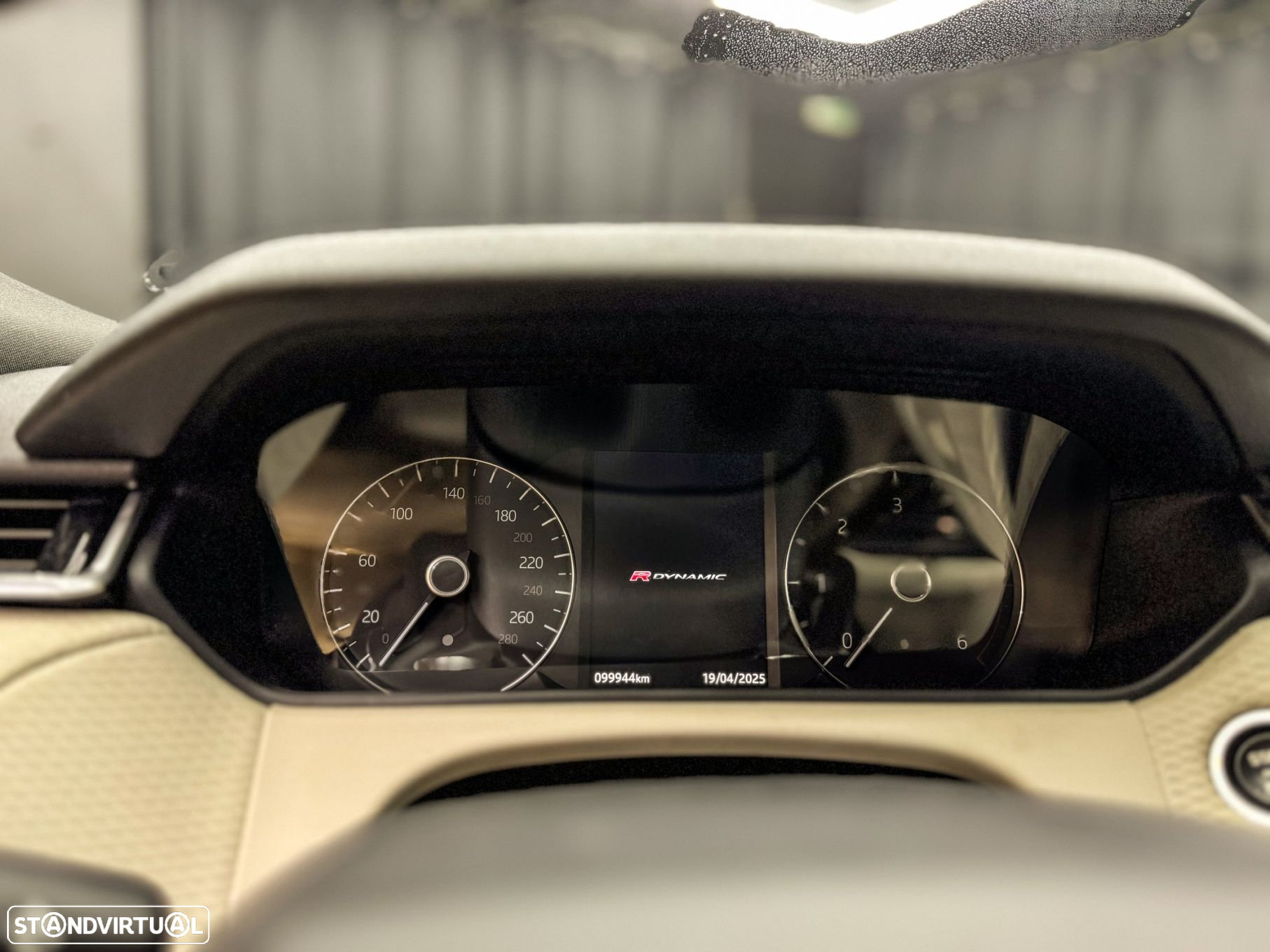 Land Rover Range Rover Velar 2.0d R-Dynamic HSE - 19
