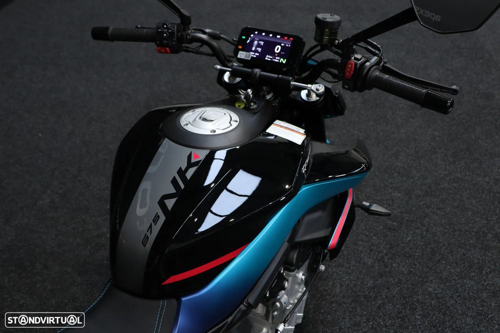 CF Moto 675NK CHAMPION BLUE - 6