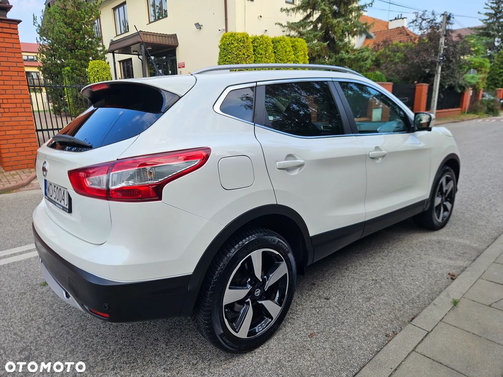 Nissan Qashqai 1.6 DIG-T N-Connecta - 2
