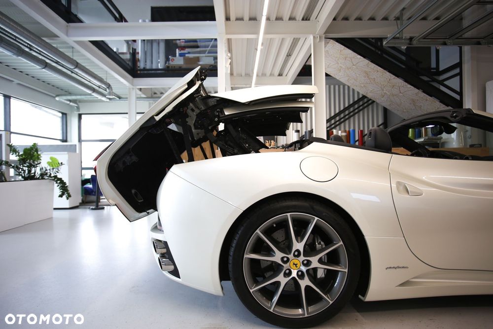 Ferrari California - 39