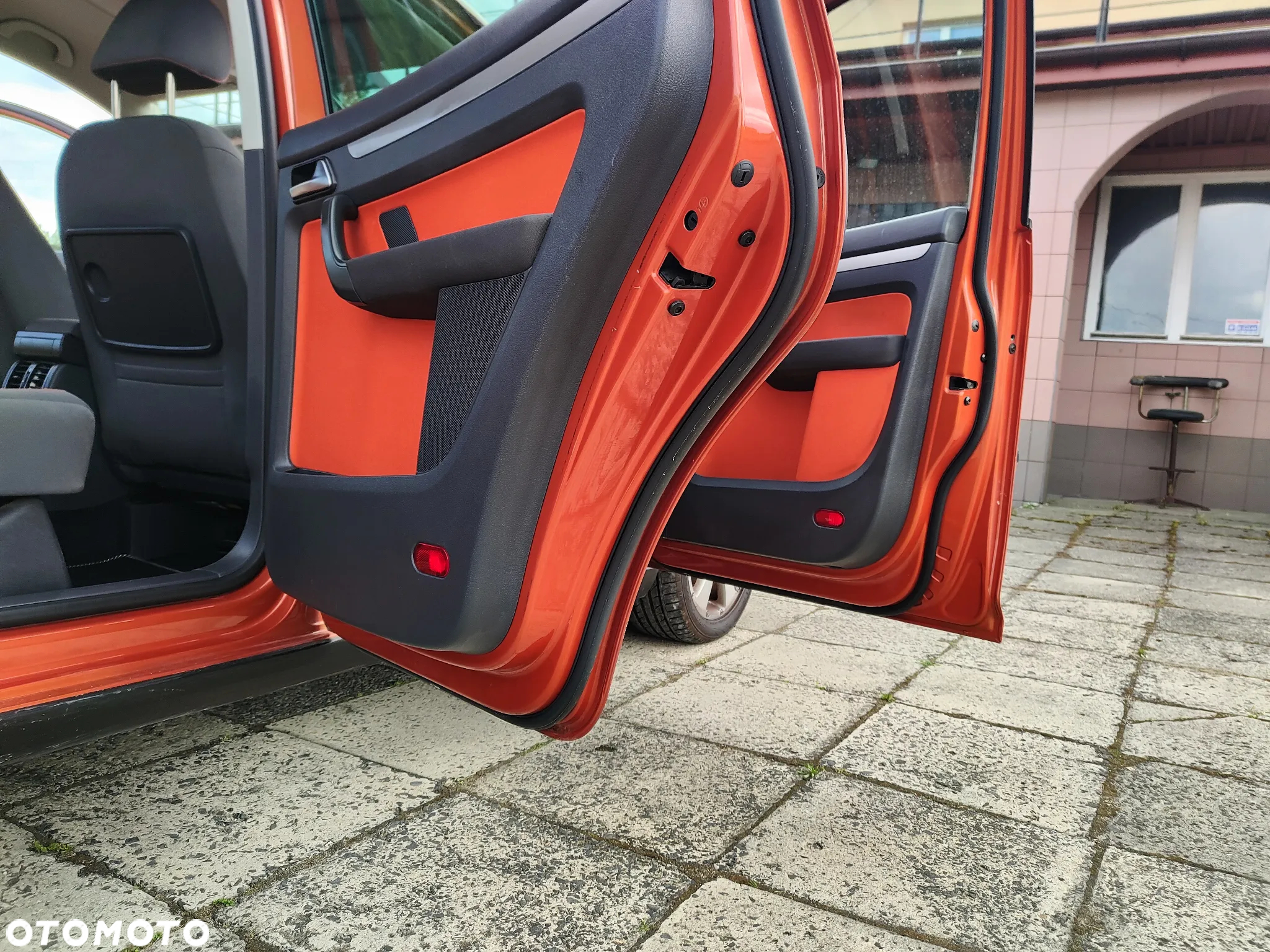 Volkswagen Touran 2.0 TDI DPF Cross - 26
