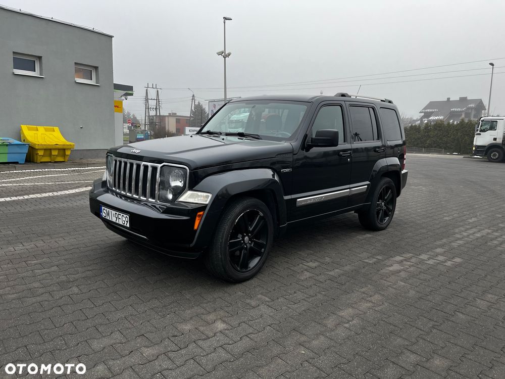 Jeep Liberty - 1