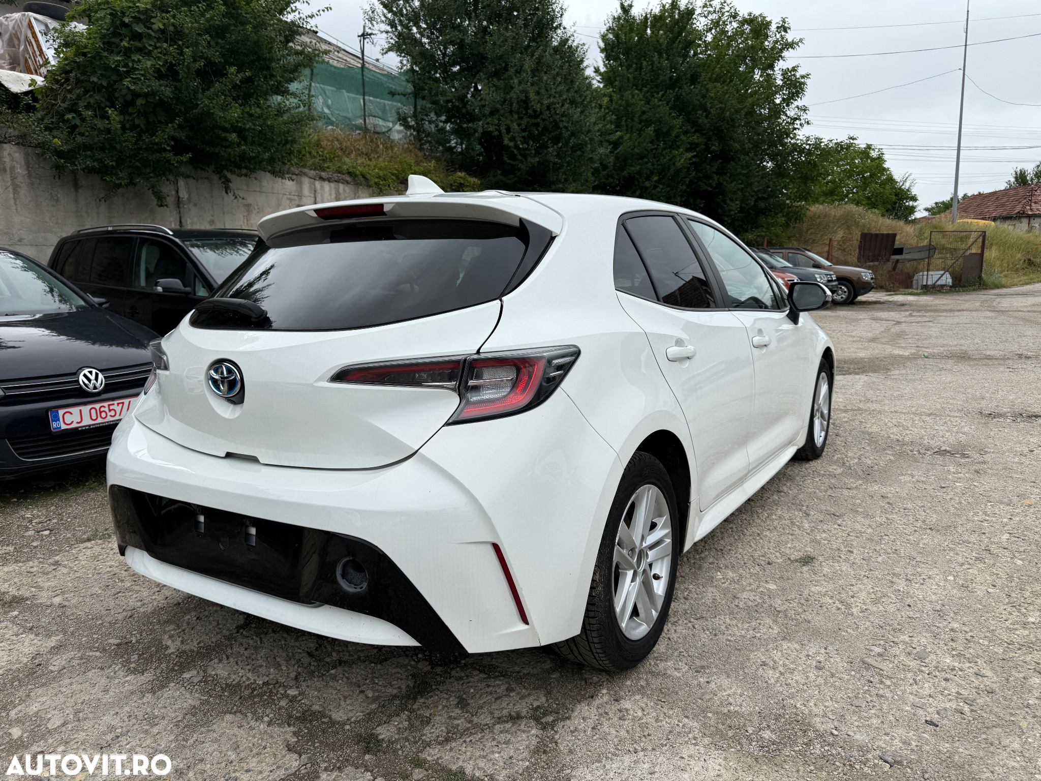 Toyota Corolla 1.8 HSD Exclusive interior Negru - 3