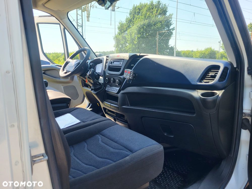 Iveco Daily 2018r E6 2.3 136 KM IZOTERMA CHŁODNIA  Bliźniaki KLIMA MROŹNIA AGREGAT 230V - 20
