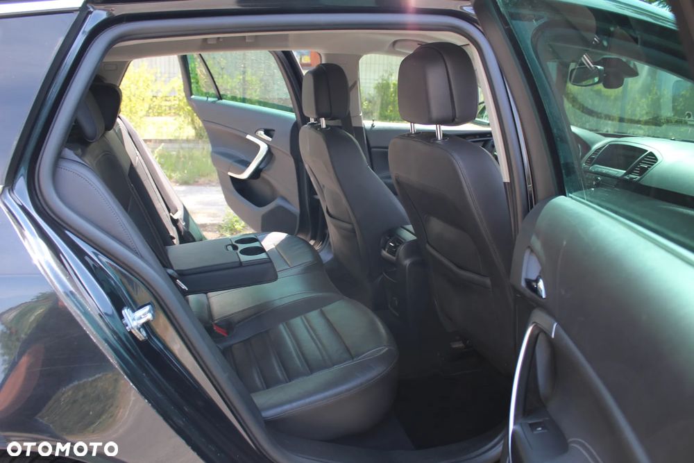 Opel Insignia 1.6 Turbo Cosmo - 14