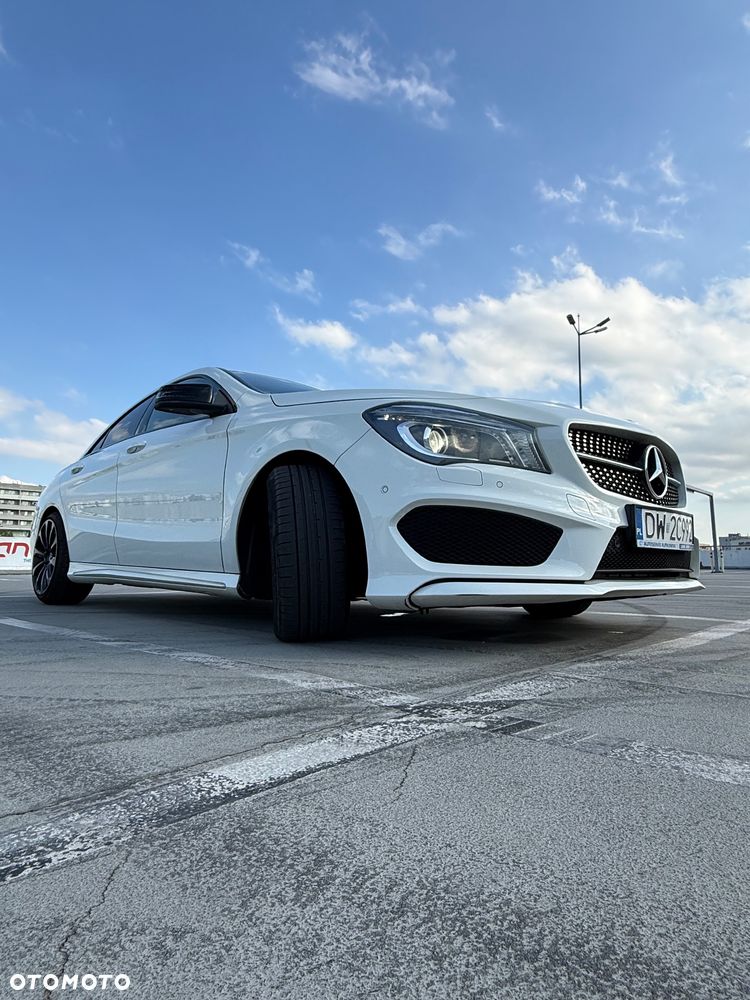 Mercedes-Benz CLA - 4