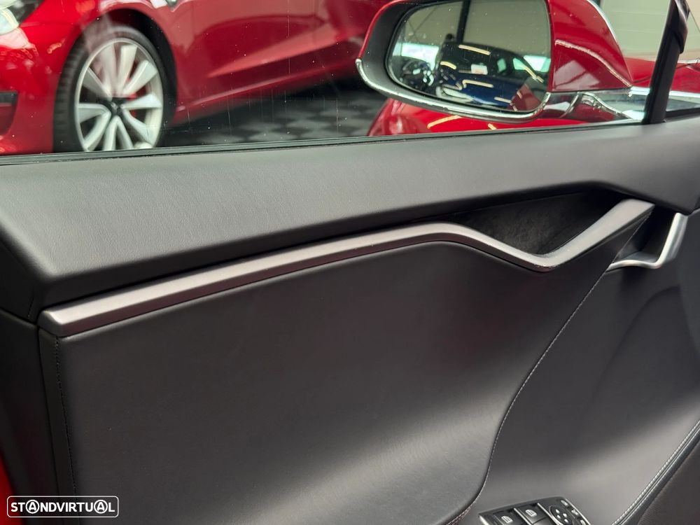 Tesla Model S Long Range AWD - 24