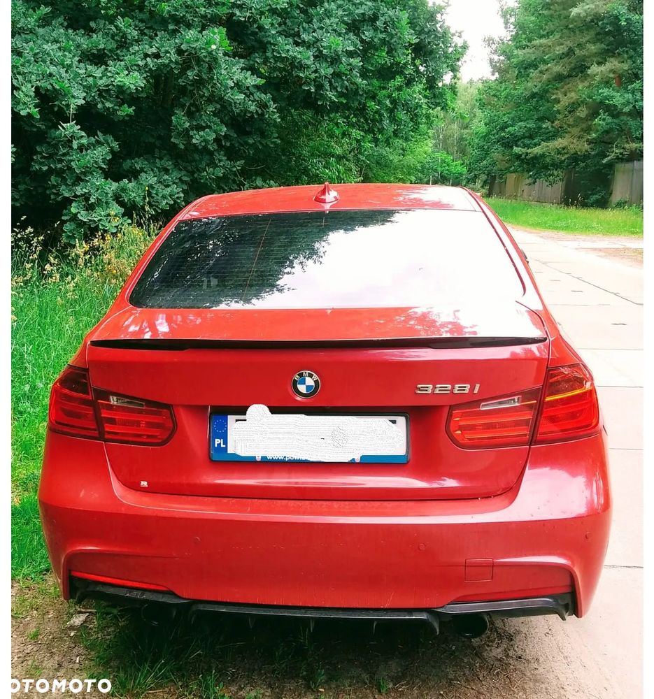 BMW Seria 3 328i - 4
