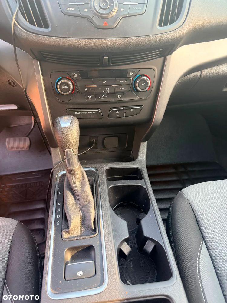 Ford Escape - 10