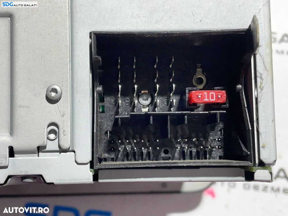 Unitate Radio CD Player RCD 310 Volkswagen Golf 5 2004 - 2008 Cod 5M0035186AB [L2935] - 4