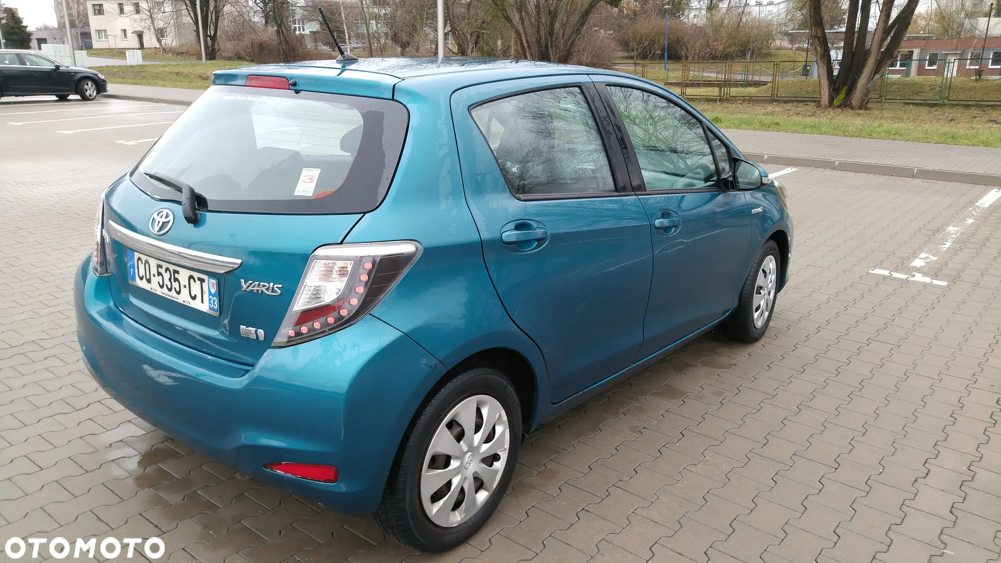 Toyota Yaris Hybrid 1.5 VVT-i Comfort - 3