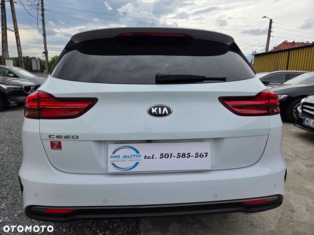 Kia Ceed 1.5 T-GDI L Business Line Plus DCT - 10