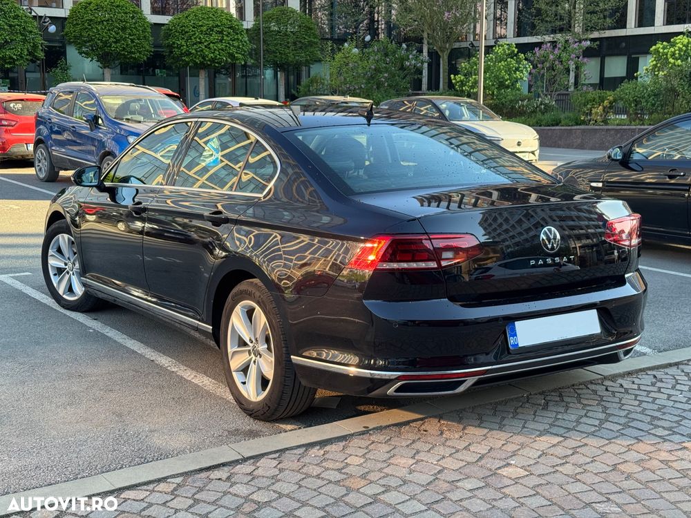 Volkswagen Passat 2.0 TDI DSG Highline - 5